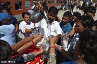 भारतमा बढ्दो तापक्रमले स्वास्थ्य सङ्कट निम्त्याउन सक्ने विज्ञहरूको चेतावनी