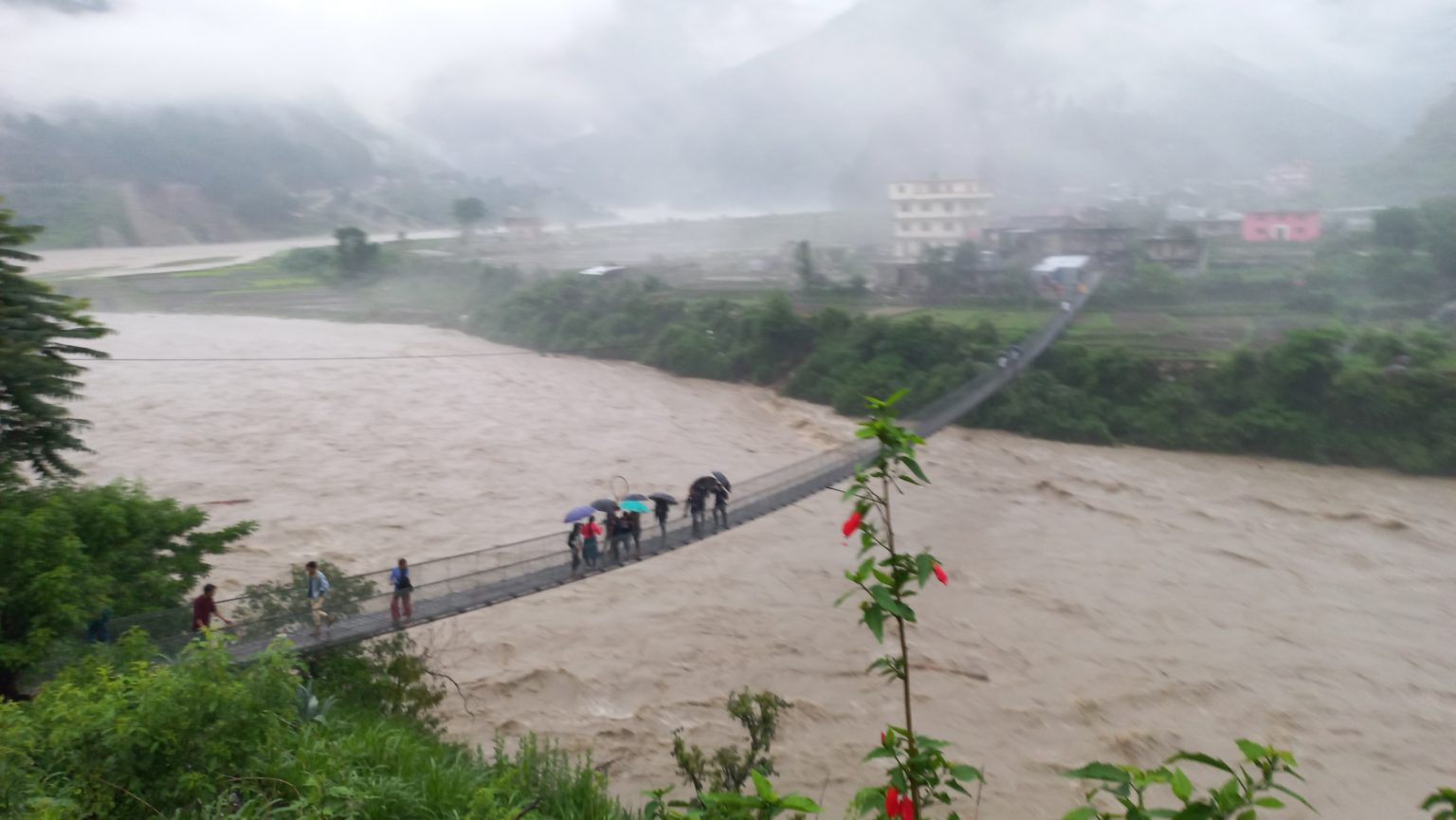 बझाङ सदरमुकाम नजिकै सेतीमा हाम फालेर एक किशोरी बेपत्ता